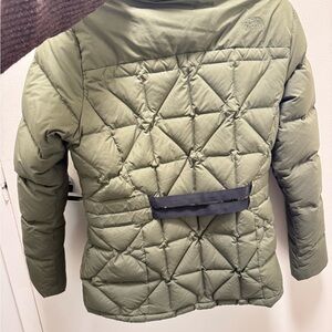 The North Face women  Green Quilted Puffer Jacket